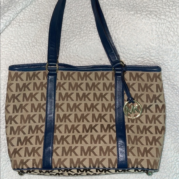 Michael Kors Tote Bag - Picture 1 of 7